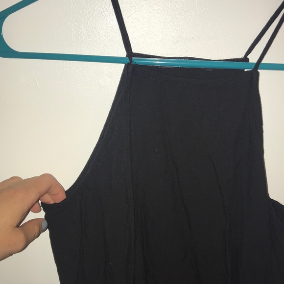 Simple black dress! - Picture 3 of 6